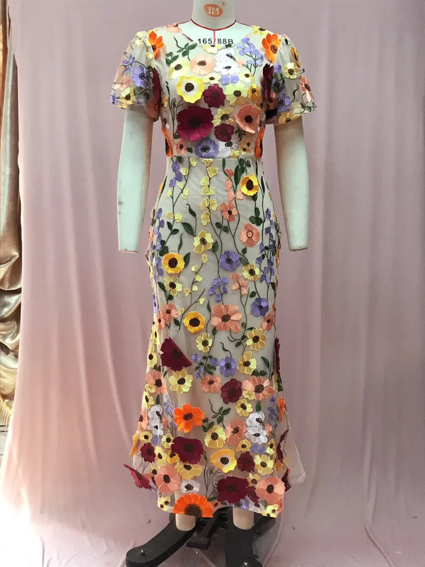 Gaun Panjang Lutut Ritsleting  - Embroidery Zara ulasan dan harga