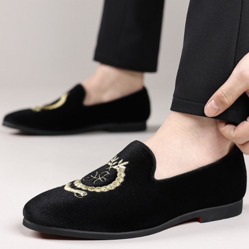Sepatu Kasual Bordir Kulit Sue - Embroidery Wedding ulasan dan harga