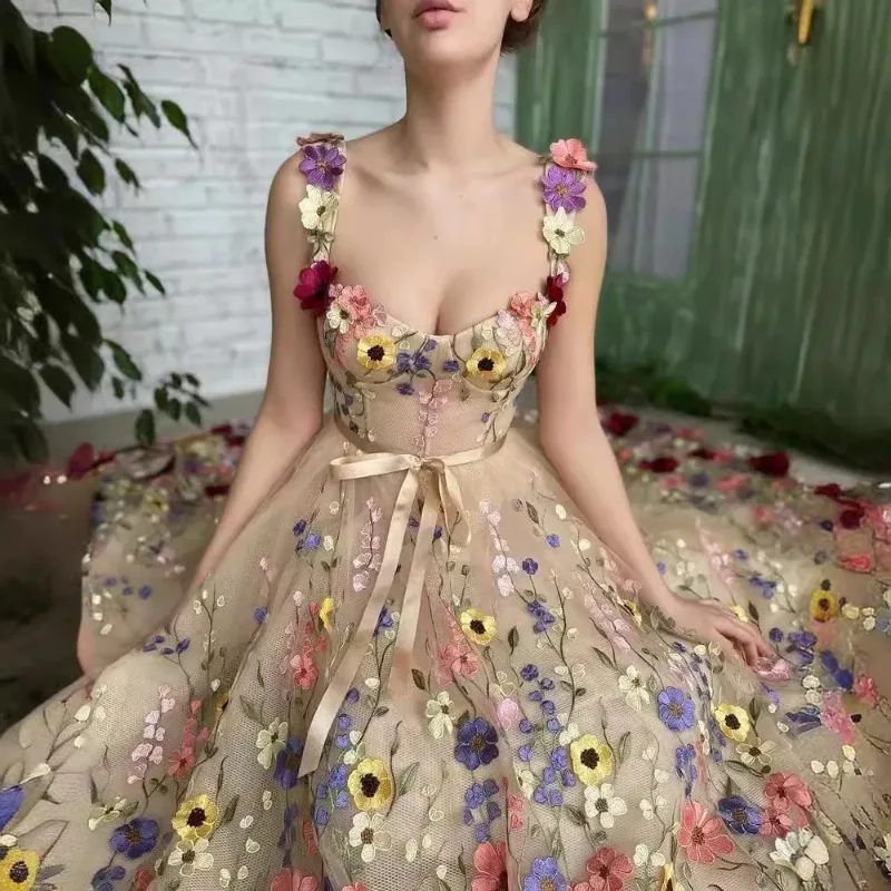 Bunga Tiga Dimensi Wanita, Bor - Embroidery Zara ulasan dan harga